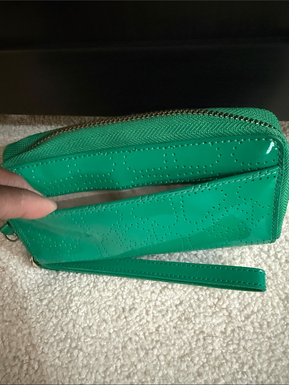 Kate Spade Jazzy Metro patent wristlet clutch with wrist strap - Picture 5 of 10